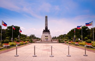 Philippines Manila Rizal_Monument_at_Rizal_Park